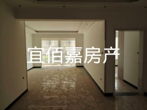 出售：马岭二期1楼117平三室两厅33.8万元
