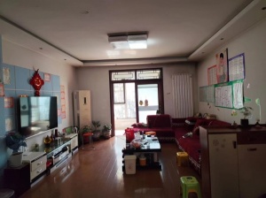 售河滨小区3楼135平三室两厅二卫33.8万有证