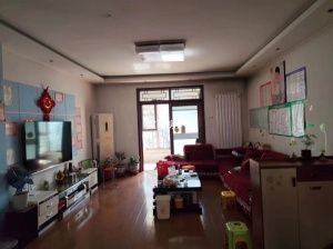 售河滨小区3楼134平三室两厅二卫32.5万